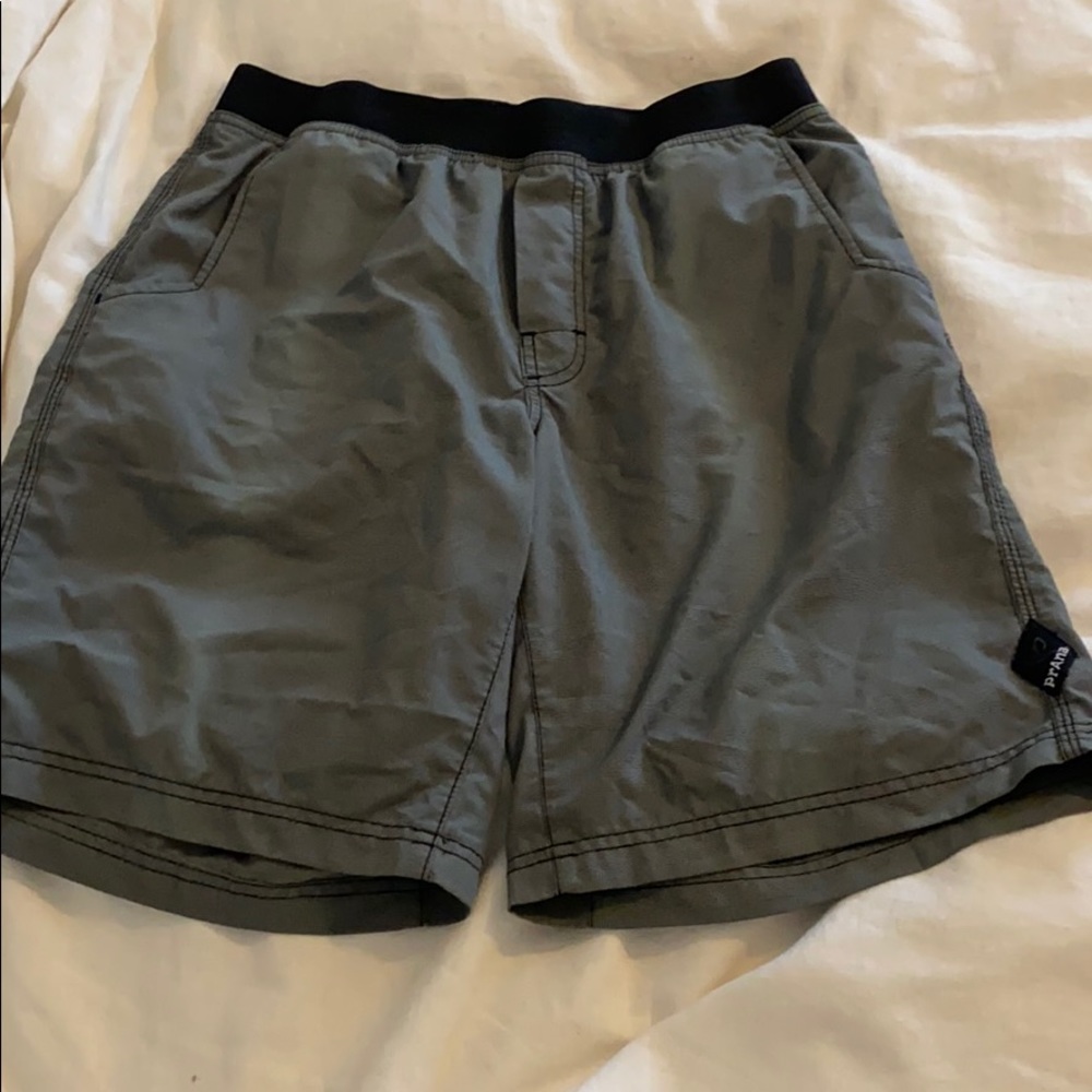 Men’s Prana yoga shorts